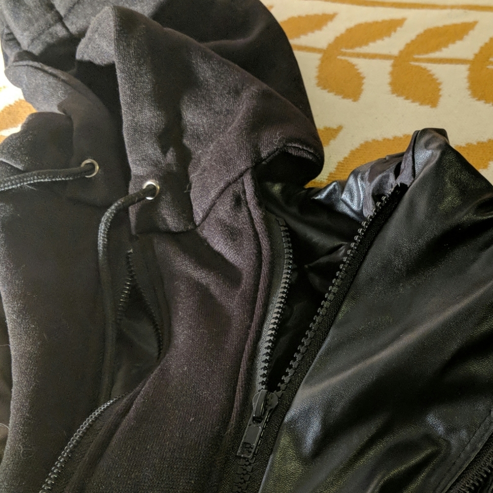 Faux leather jacket - ADJUSTABLE SIZE! - NWOT - Picture 4 of 8